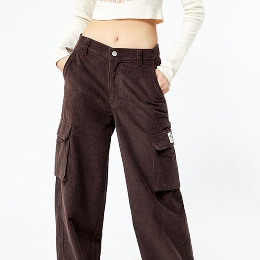 Obey Andrea Codruroy Brown Cargo Pants. NWOT!